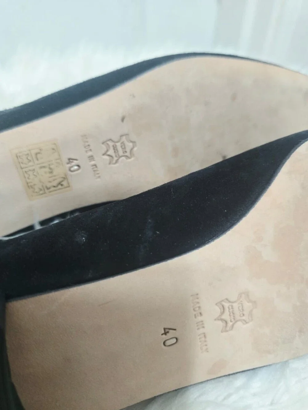 ANN MASHBURN Buckle Heel Black Suede size 38 US 9.5 small heel flats